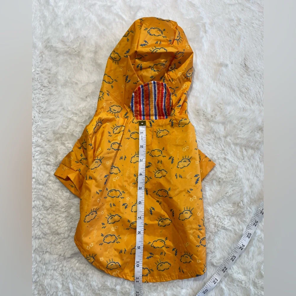 the dodo brand size medium raincoat for dog